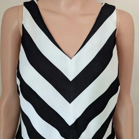 Anne Klein Loft Black and White Strip Dress Size 8 - Picture 2 of 8